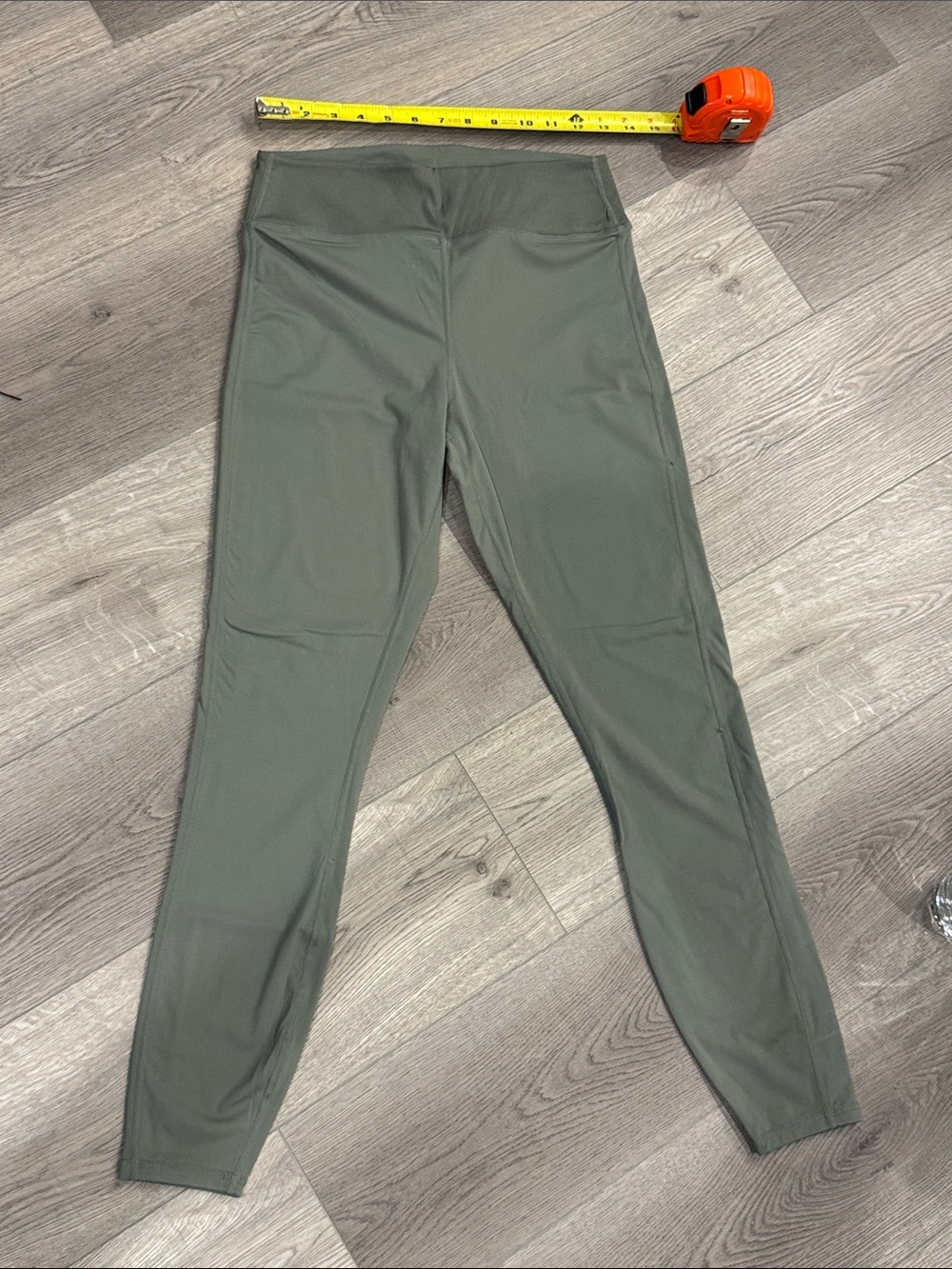 [2 pairs] High-Rise Olive Green Active Leggings